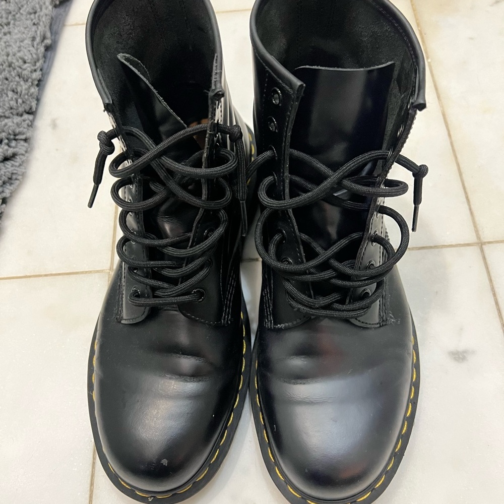 Dr Martens Combs Boot MENS